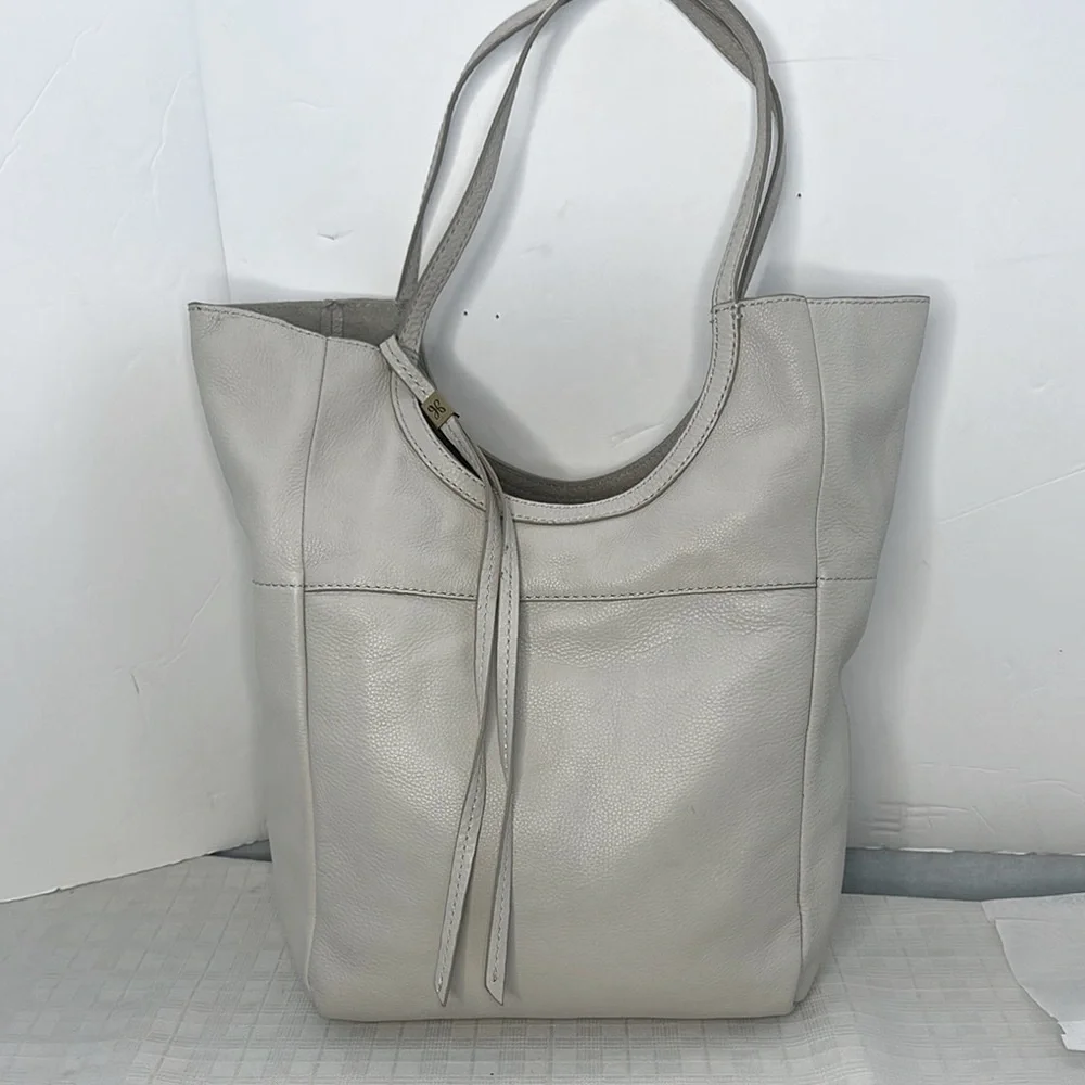 HOBO NATIVE Leather Tote Bag